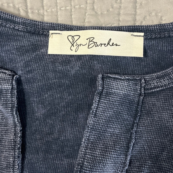 Women's Distressed Oversized Crop Top Small Waffle Knit Casual Pullover Cut Out - Picture 3 of 9